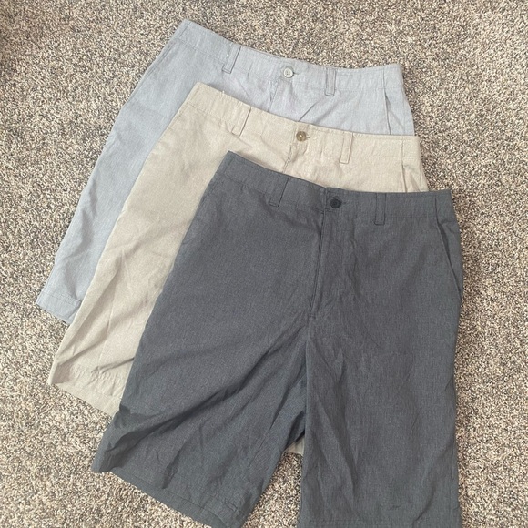 Nicklaus Men's Casual Shorts, golf shorts - Dark gray, Light gray, Tan. Sz 30 - Picture 2 of 11